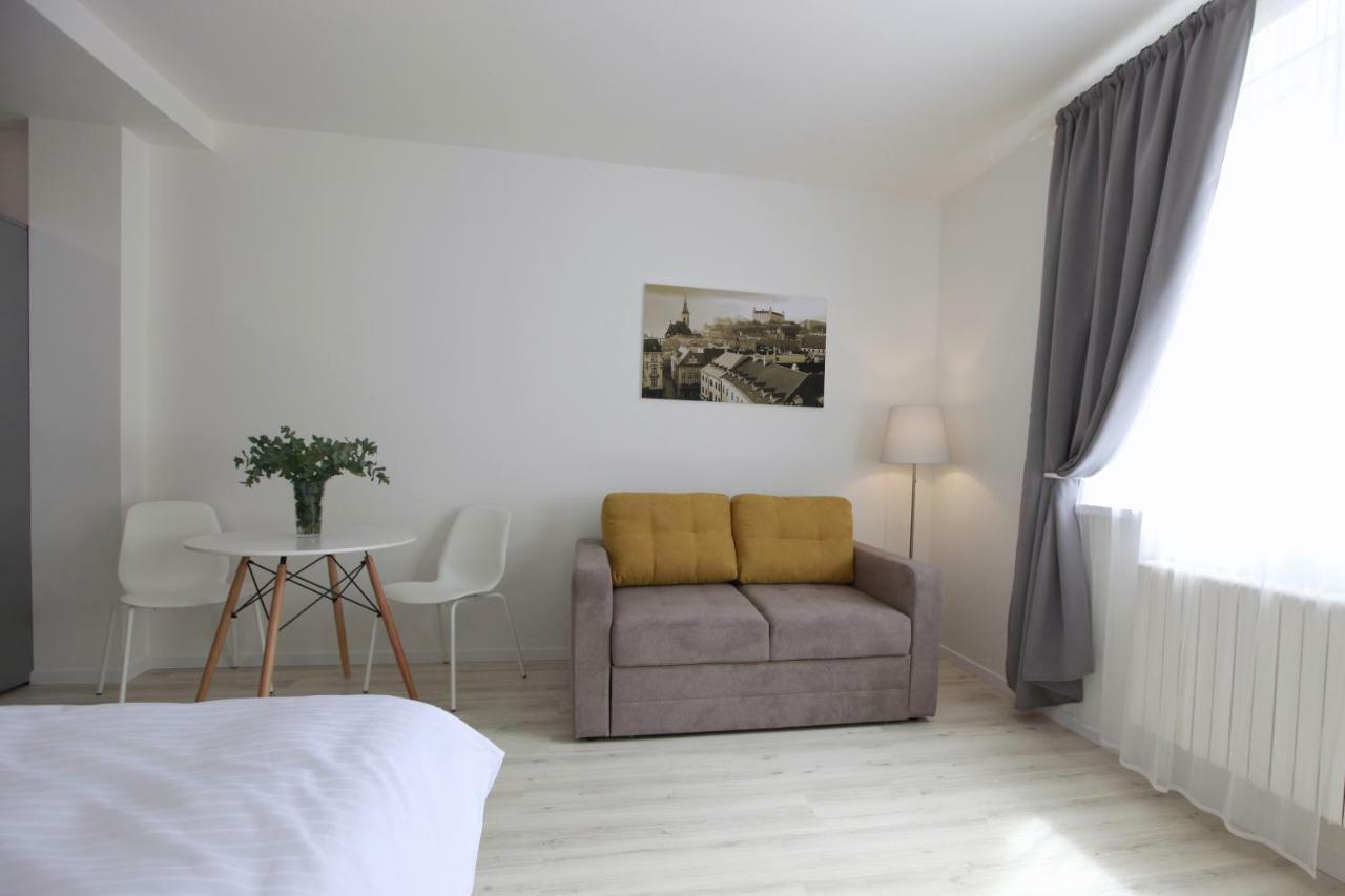 City Center Best Place Apartments Bratislava Luaran gambar