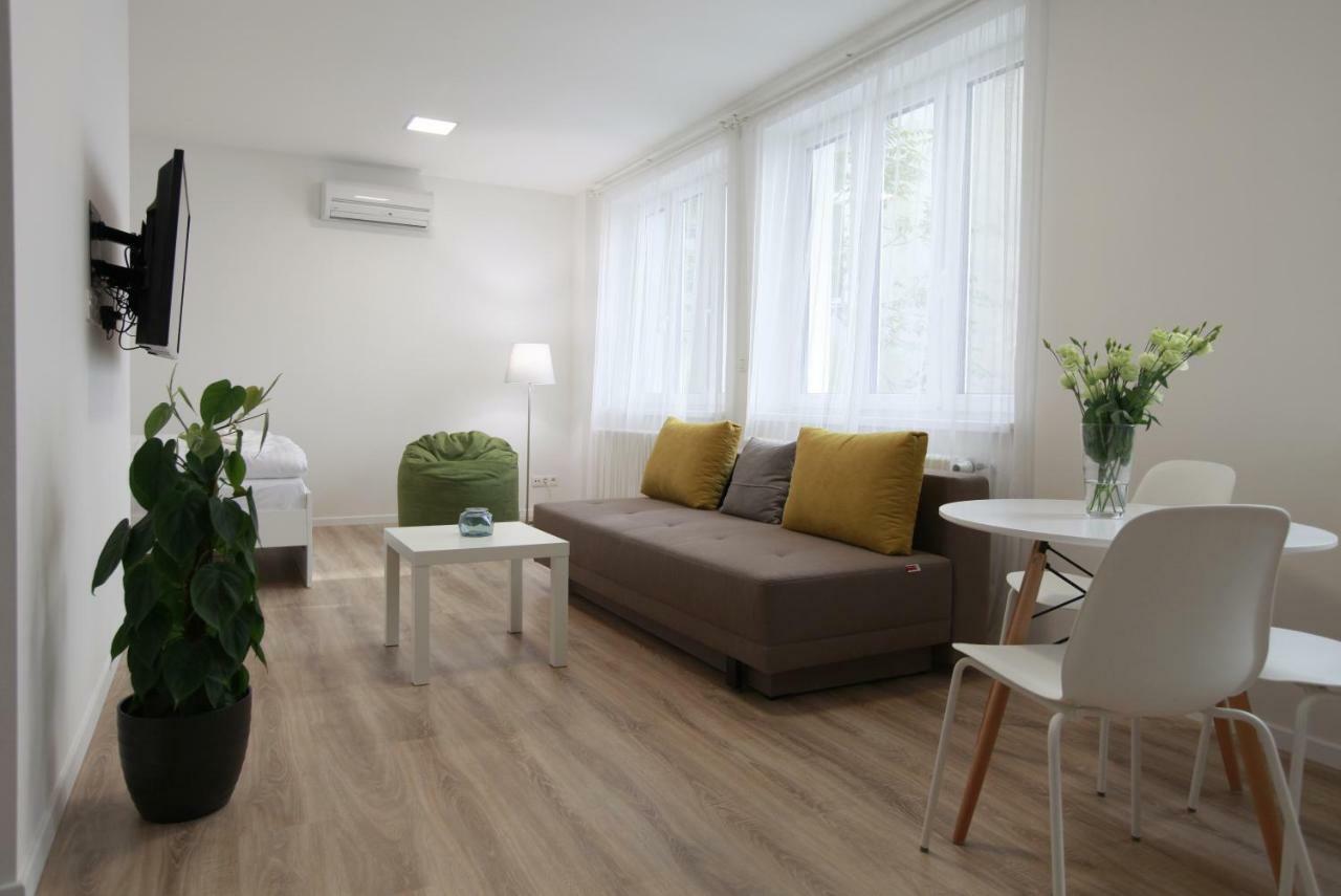 City Center Best Place Apartments Bratislava Luaran gambar