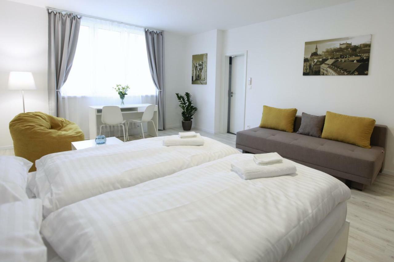 City Center Best Place Apartments Bratislava Luaran gambar